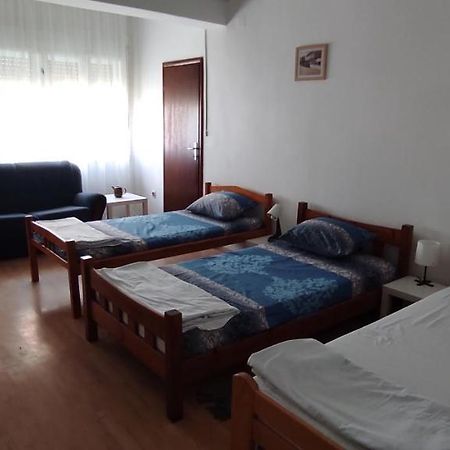 Apartmani Banatski Konak Zrenjanin Exterior photo